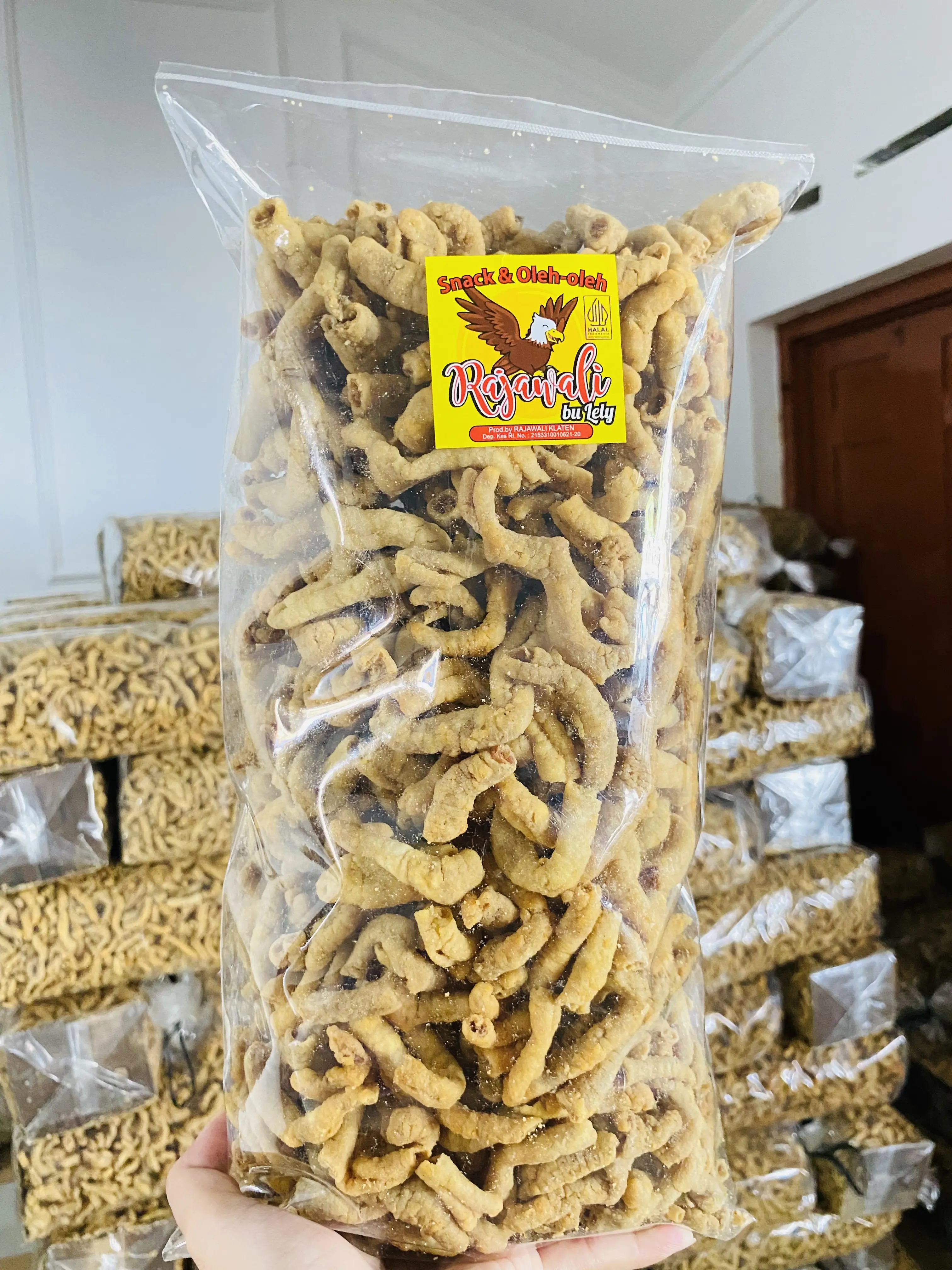FLASHSALE 1kg KERIPIK USUS GRADE A SUPER PREMIUM BU LELY / USUS AYAM CRISPY RAJAWALI BU LELY GURIH ASIN Camilan Food Snacks Kripik Cemilan