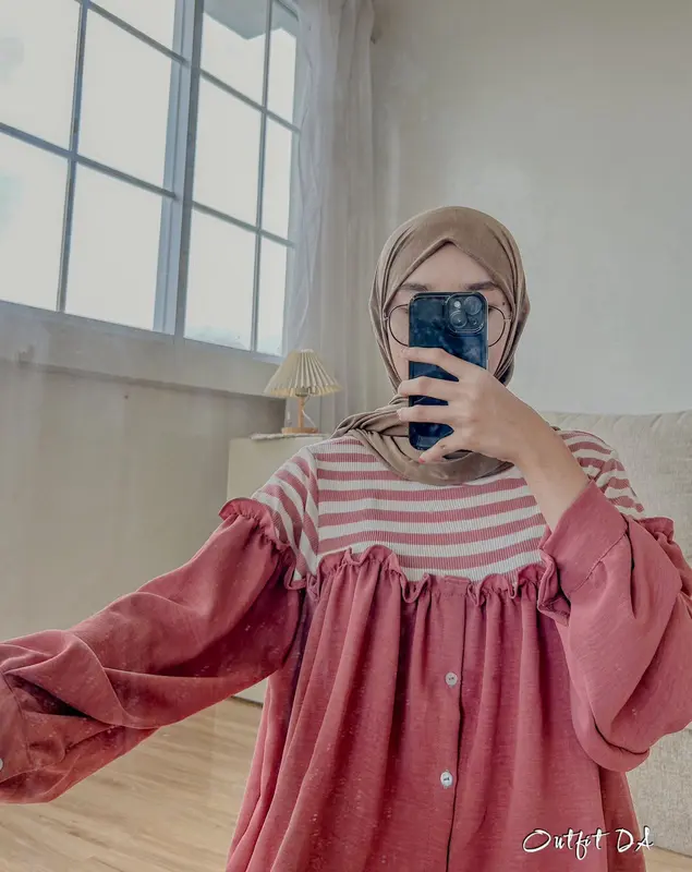 SASHA BLOUSE - Atasan Blouse Crincle Mix Stripe Rib Knit Kancing Aktif  Wanita Casual DA Grosir 8