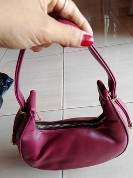 Product Review of ALINSKA SHOULDERBAG Kulit PU Tas Bahu Wanita Selempang Slingbag Cewek from p**e 0