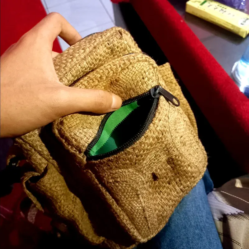 Tas karung Goni Tas Selempang Tas Waistbag Goni Pria Wanita 8