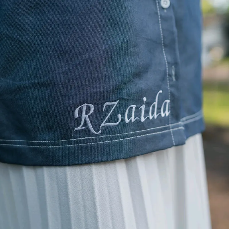 Yura Blouse Atasan Wanita Motif Polos Bahan Denim  Baju kancing Casual Formal Nyaman Oversize Tangan Panjang Manset Muslim Kerja Kantor kemeja viral 4