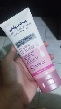 Product Review of (READY STOK) Marina Expert White & Glow Moisturizing Gel for Face & Body  Hydra Lock 170ML | MOISTURIZER MARINA FOR FACE AND BODY from n**e 0