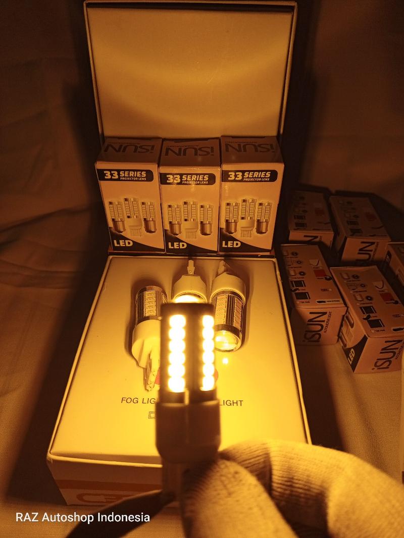 Product Introduction of ‎Lampu Rem dan Sein Mobil Model LED 33 Mata Mobil Super Bright Car 5
