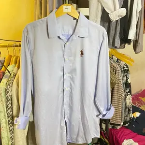 Kemeja unisex lengan panjang cewek/cowok bisa pakai  Atasan Blouse Offshoulder Casual Wanita