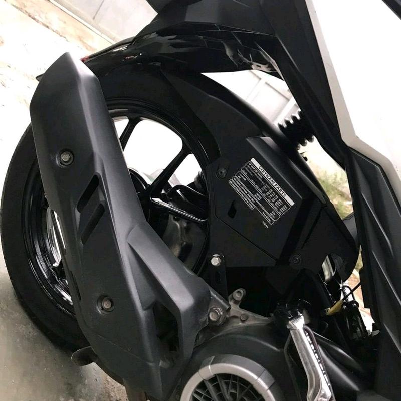 Breket Bracket Dudukan Huger Hugger Airblade Knalpot Beat Deluxe FI eSP Scoopy Bracket Hugger Motorcycle Beat Scoopy Genio Bahan Plat Tebal Free Baut dan Mur 6