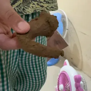 Tanah Liat Kualitas Terbaik Untuk Prakarya 1kg Siap Pakai Bahan Alami Tidak Mengandung Zat Kimia Kemasan Sealed Plastik