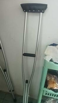 Product Review of Tongkat Ketiak Dewasa / Alat Bantu Jalan Dewasa (Egrang / Krek Ketiak / Kruk Ketiak / Kruk Crutch) from F**s g**g 0