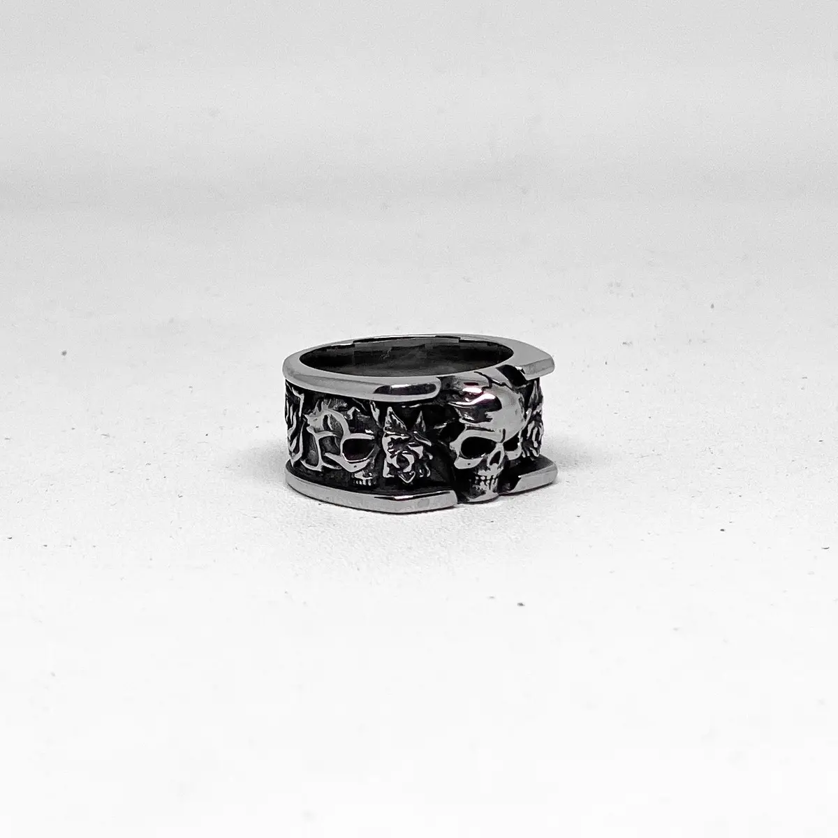 Neverade - Romantic Skull Ring - Cincin Stainless Steel