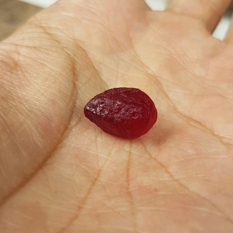 Batu akik meteor warna merah model tetes air 5