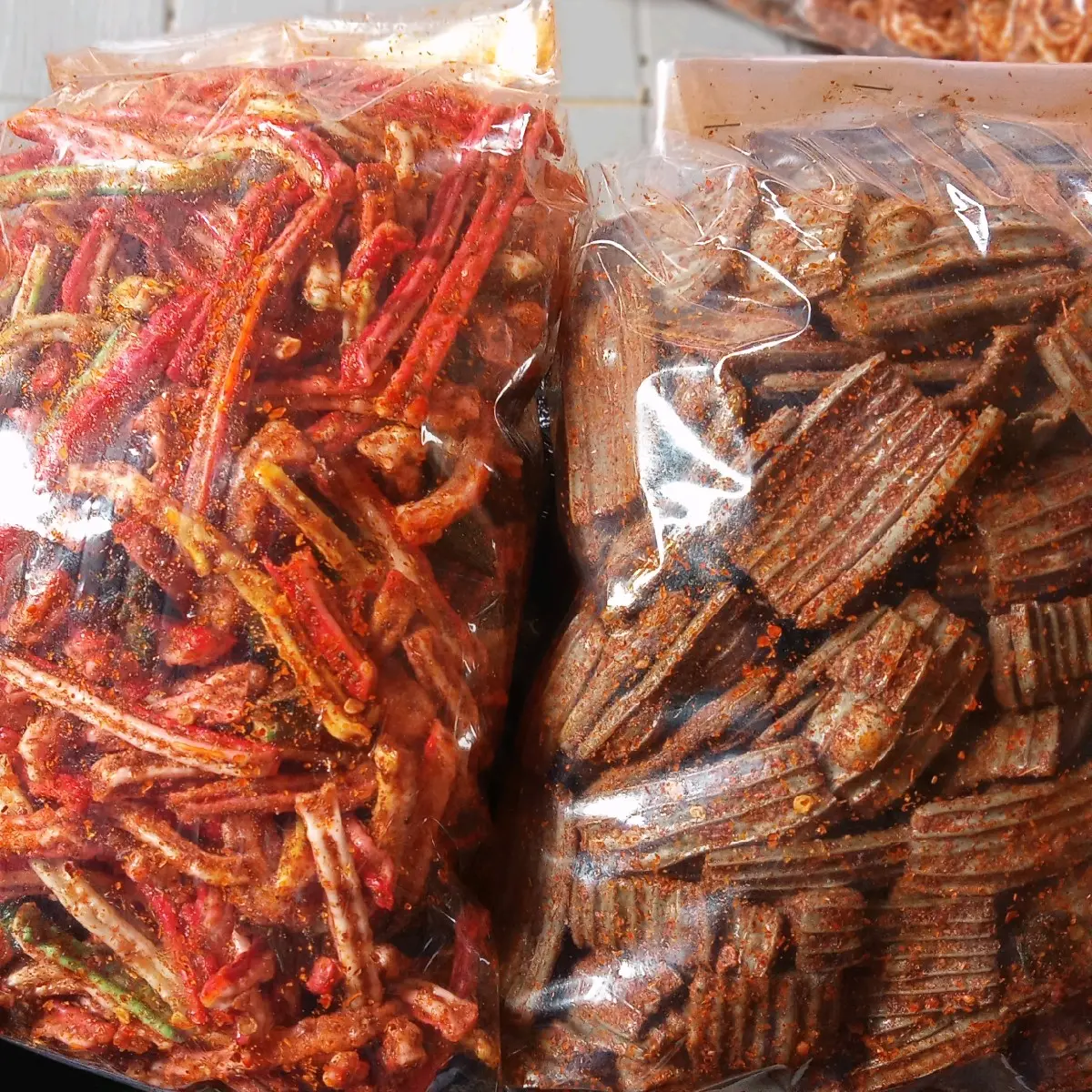 peromo paket bunling 1kg,500grm kerupuk jengkol 500 grm jaat beton pedas daun jeruk