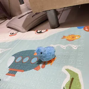 Mainan Anak Bayi Ayam Berjalan Model Putar Tanpa Baterai Mematok Anak-Anak Biru Hewan Kids