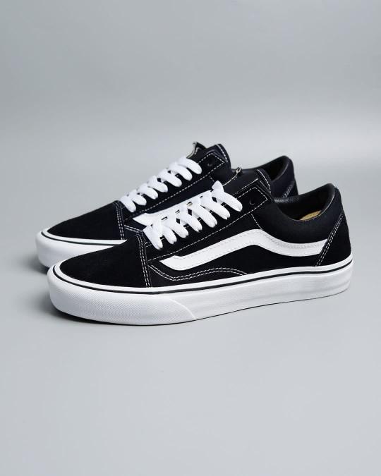 Product Introduction of SEPATU SNEAKERS OLD SKOOL KLASIK BLACK WHITE SEPATU SEKOLAH PRIA DAN WANITA 4
