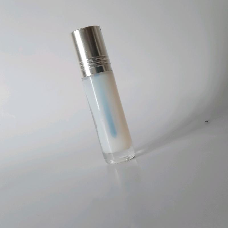 lem bulu mata premium yang sangat legeet tidak membuat mata perih dan tidak membekas di mata karena menggunakan bahan bahan premium..isi 5 ml.. 3