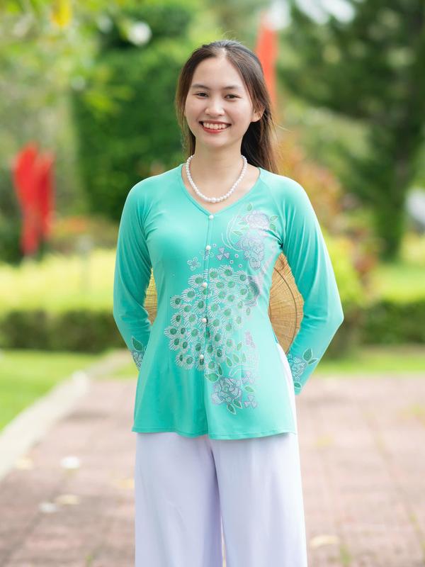 Áo Bà Ba Dài Tay Cách Tân Cổ Tim Đính Đá Con Công Xẻ Tà Chất Thun Co Giãn Áo Đi Chùa Chụp Hình Du Xuân