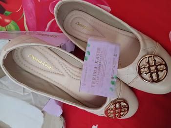 Product Review of Cheung Kuedz Lydora Wanita Bahan Kulit Model Sol depan Bulat (Tersedia Size 37-41) from K**i M**i 0