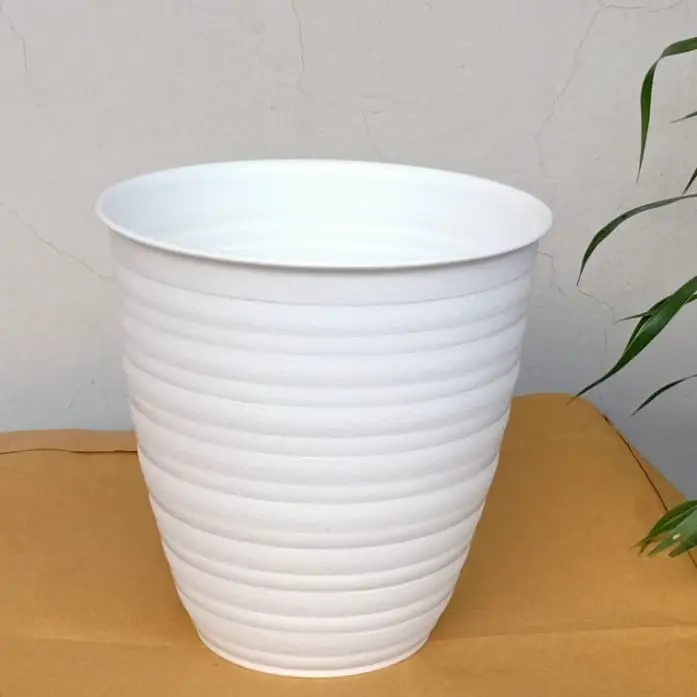 Pot Tawon Putih - Pot Tanaman Cantik Putih - Pot Estetik Warna Putih 15 CM 0