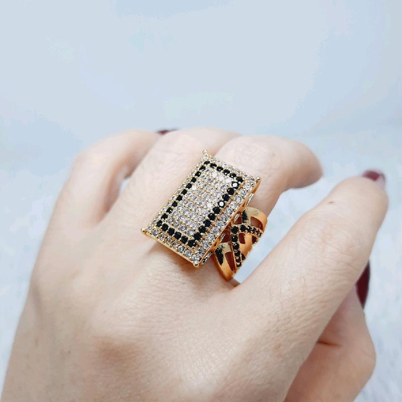 CINCIN WANITA PERSEGI FULL MATA ET.9 8