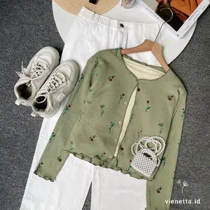 Vienetta.id-ONESET SETELAN WANITA KEKINIAN BAJU CELANA PANJANG WANITA REMAJA KEKINIAN ATASAN CARDI BUNGA MIX CELANA JEANS HIGHWAIST FIT TO XL OUTFIT HEALING OUTFIT NGEDATE STUDYTOUR NONGKI KEKINIAN SIMPLE KOREAN STYLE FASHION KEKINIAN 2025 Regular