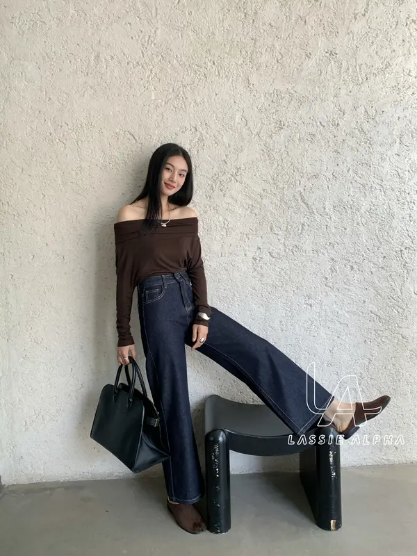 Lassie alpha J100 Jeans Wanita Cutbray Ultra Highwaist Color Model Unfinish Cutting Bahan Premium Celana Jeans Kulot Boy Friends Bahan Halus Lembut Cocok untuk Hangout Acara Formal Jeans Style Korean Kekinian 4