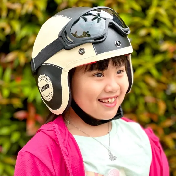 Helm PORORO ANAK Kacamata Usia 2-6 tahun SNI Motorcycle helm  pororo 0