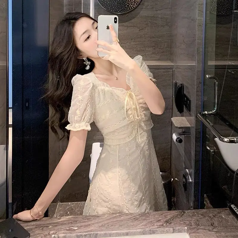 Dress Lace Fairy Dress Square Neck Chiffon Dress Korean Style Princess Dress Pesta Gaun Putih Floral Dress Retro Dress Pantai Dress Vintage Dress Cream Dress Kondangan Dress mewah M367 6