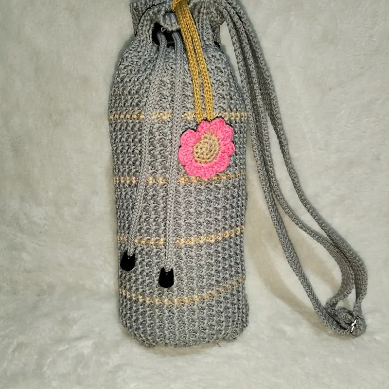 Tempat botol minum rajut 1 liter 2