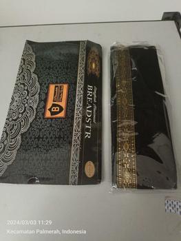 Product Review of Peci Pria model terbaru 2023 Premium Beludru Halus Tebal Nyaman Tinggi 9 Merk BREADSTR List Emas Gold - Songkok Kopiah Hitam Polos Akad Nikah Unik keren Anak dan Dewasa laki-laki perlengkapan sholat bisa bayar di tempat COD Motif Muslim from u** 7** 0