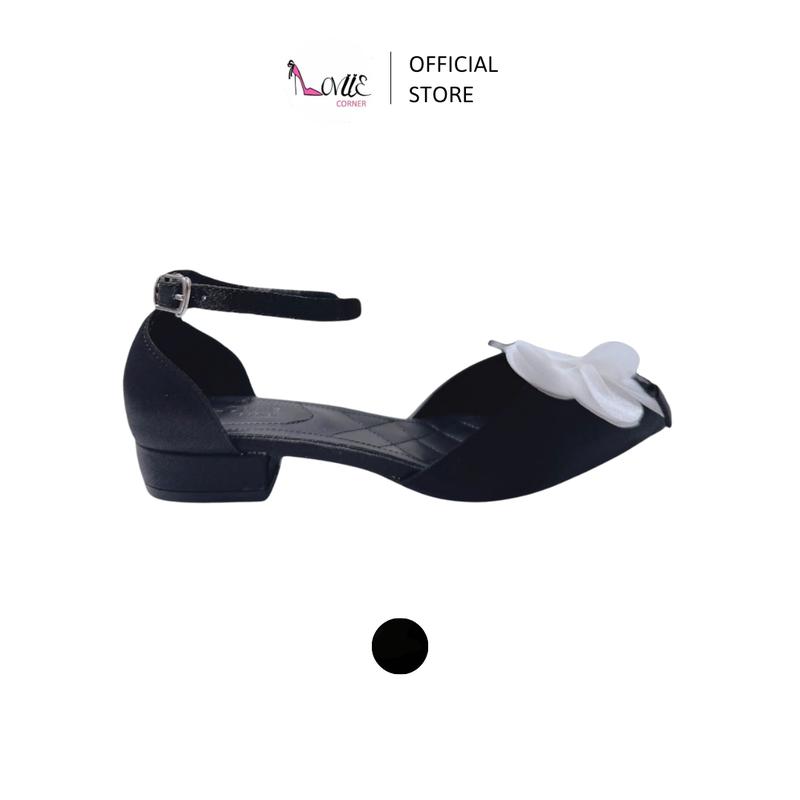 LOVIIECORNER - FORM TO - GIÀY NỮ BÍT MŨI NHỌN GẮN HOA TRÀ LỤA MỀM MẠI ĐÍNH NƠ - GIÀY THỜI TRANG BÍT HẬU QUAI CÀI KHÓA VIỀN CHỈ - SS241204