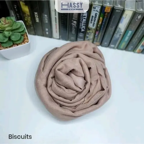 Hijab Segi Empat Jadul // ORI VARISHA // Warna Biscuit
