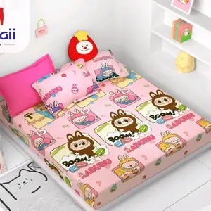 Sprei Set Motif Anak Labubu Ukuran 120, 160, 180, 200 dengan Karet di Setiap Pojokan - Seprei