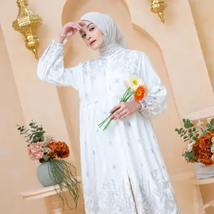 Kinara Tunik Wanita cotton snowy dengan Motif Bunga dan Lengan Balon - Cantik