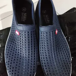 SEPATU PRIA NIKKO 8152 KARET PVC Flat Shoes Unisex Anti Slip Tahan Air Nyaman untuk Kerja dan Kuliah