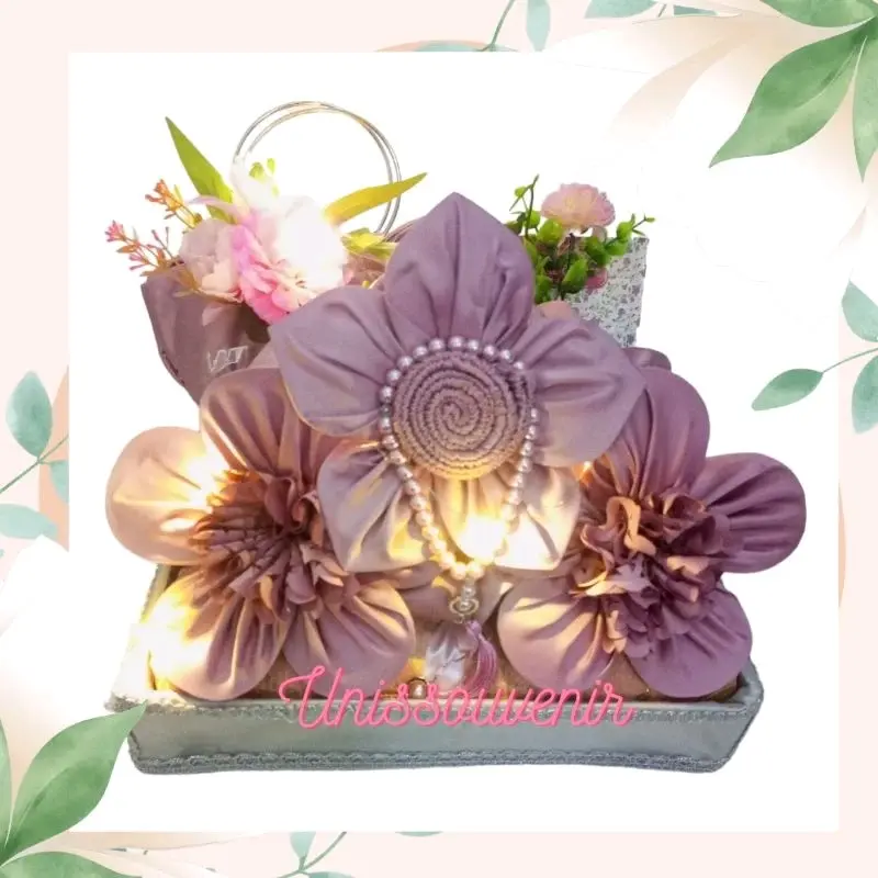 Seserahan mukena silk lasercut/Seserahan seperangkat alat sholat/Mahar seserahan/paket seserahan pernikahan/