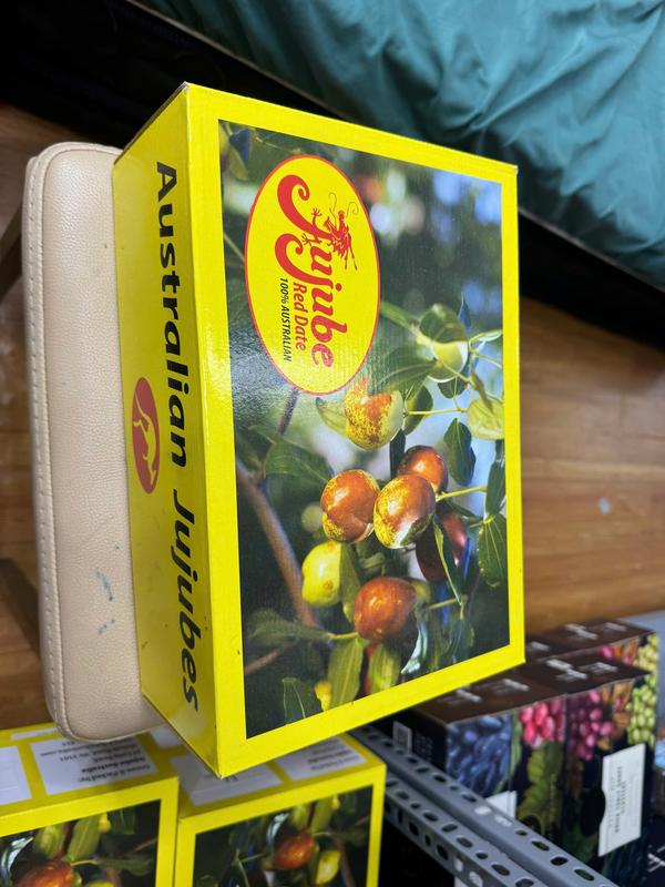  Táo  nho sấy khô  hạt chia  hạt macca  ăn liền  Australia  hộp 1kg Hàng chính hãng ÚC 