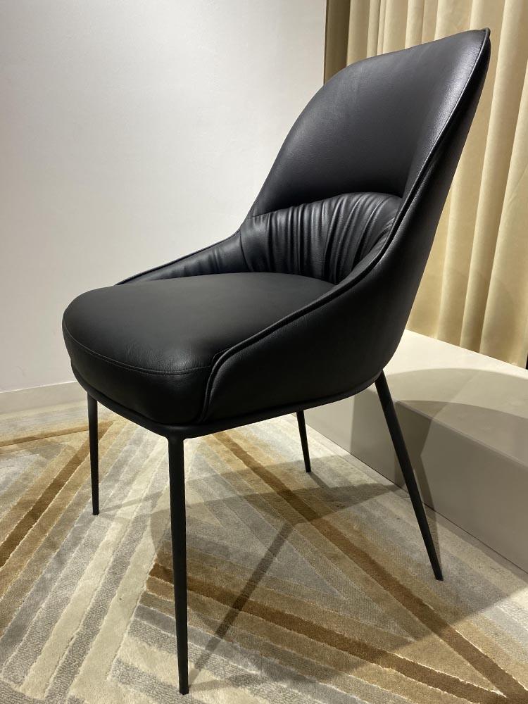Product Introduction of Leather art dining chairs, hotel backrests, Italian luxury dining chairs, coffee shops, family restaurants, new leisure chairs 7