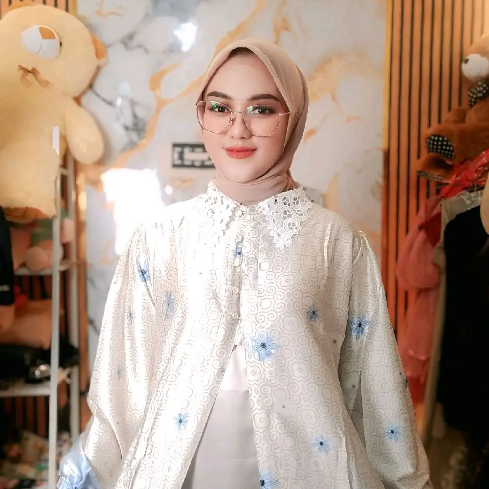 gamis outer slik lembut dan halus