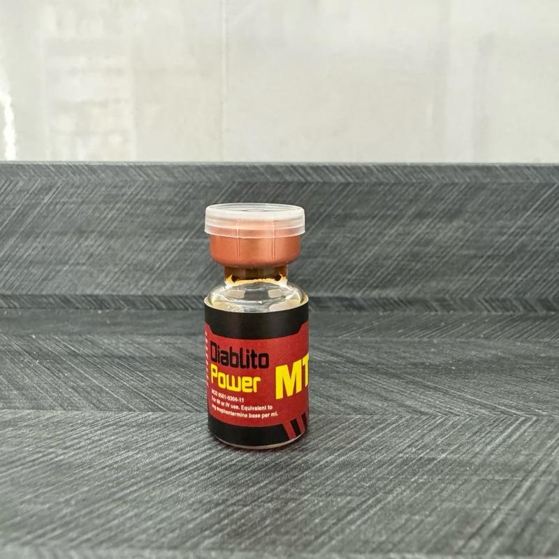 Sản phẩm tăng bo đá liền Quỷ Đỏ MT 1cc. Giúp gà tăng thể lực tăng độ lỳ đòn tải cựa sức bền.giúp gà tỉnh táo khi thi.