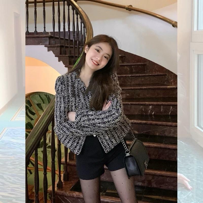 Áo Dạ kẻ Mềm phối cúc đồng hàng Hàng Châu xinh xỉu phong cách đơn giản sang trọng top men