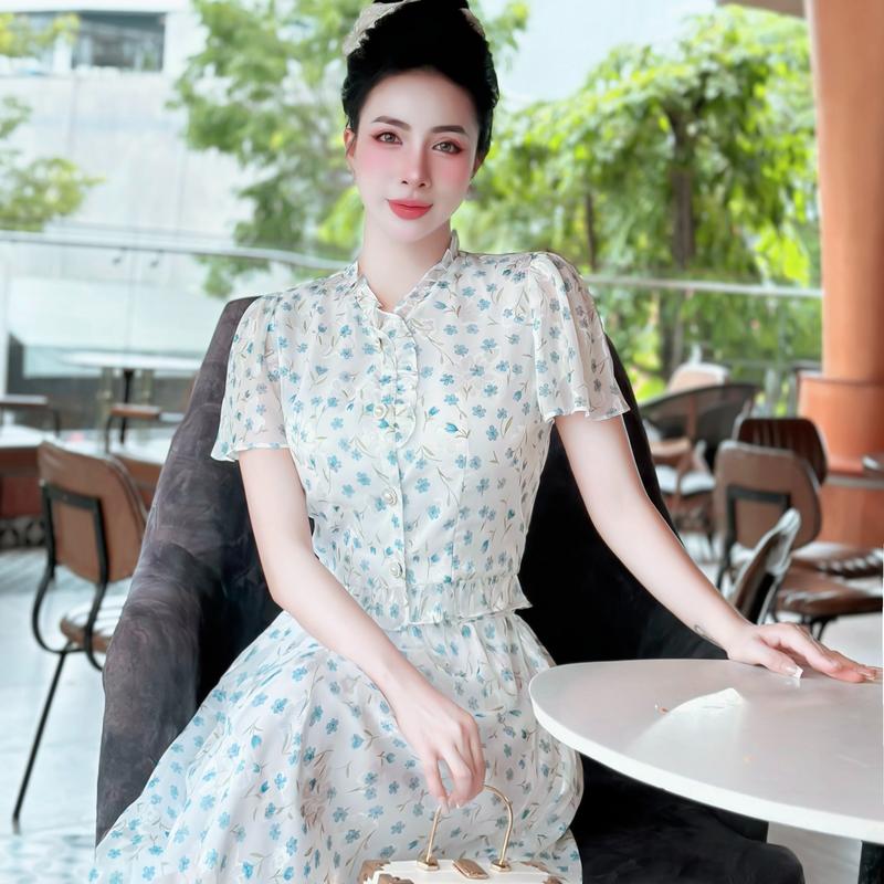 Set chân váy áo hoa nhí xanh xinh thiết kế công sở thanh lịch cao cấp đi làm đi chơi chân váy dáng xòe áo tay ngắn Lux W Fashion