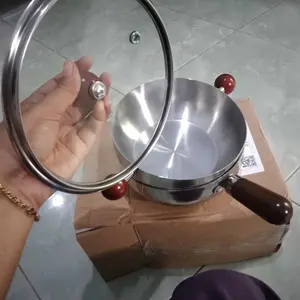 [EXCLUSIVE ISCHAINDYOFCI] [PO 25 HARI] TEXANIA SET Panci dan Saucepan Stainless Steel Anti Lengket Anti Karat Diameter 16cm Gagang Kayu Lembut Tahan Panas Kitchenware