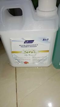Product Review of Amorens Pelicin Setrika Pakaian / Pafum Laundry & Pewangi Pakaian 1 liter 3 in 1 Wangi Tahan Lama [1000ml] from D**i S**o 1