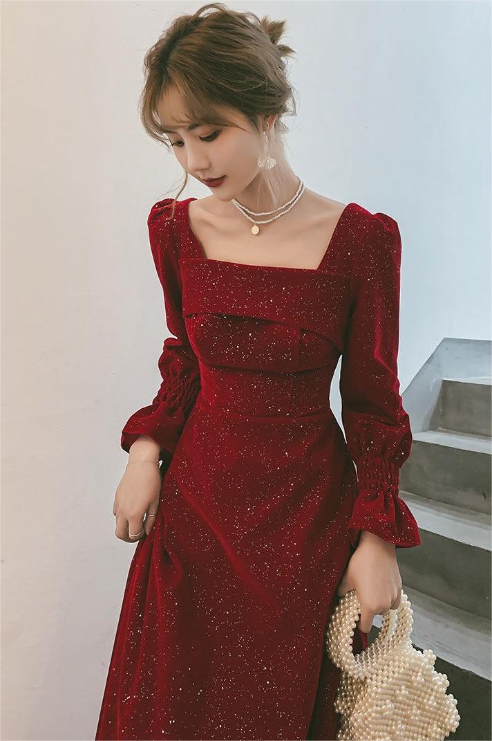 Product Introduction of Váy pháp thắt lưng váy đỏ thiết kế ngắn vào mùa thu váy bó cổ tích vòng eo váy 4