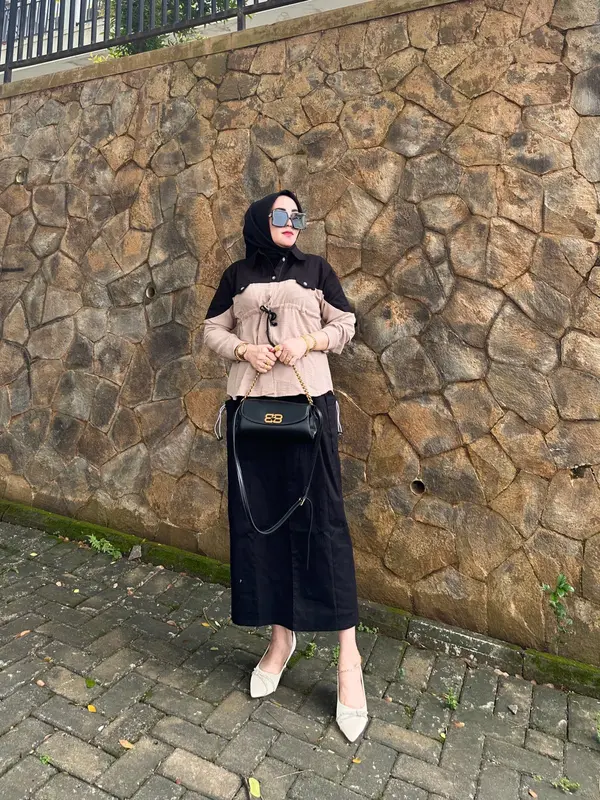 Kimmy Black OneSet Cargo - Setelan Wanita Fit Twill Karet Tangan Panjang 5