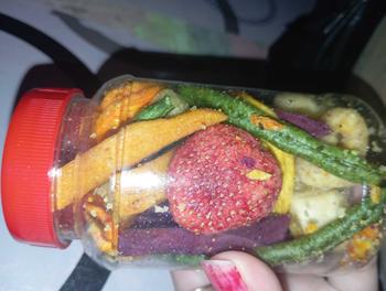 Product Review of Buah Toples 300ml | Keripik Buah | Buah Kering | Kripik Buah | Keripik Strawberry Kering | Snack Buah | Cemilan Buah | Snack Sehat | Snack Bawang Merah Bawang Putih | Mix Buah Toples | Cemilan Sehat | Keripik Bawang | Keripik Sayur from m**️ 0