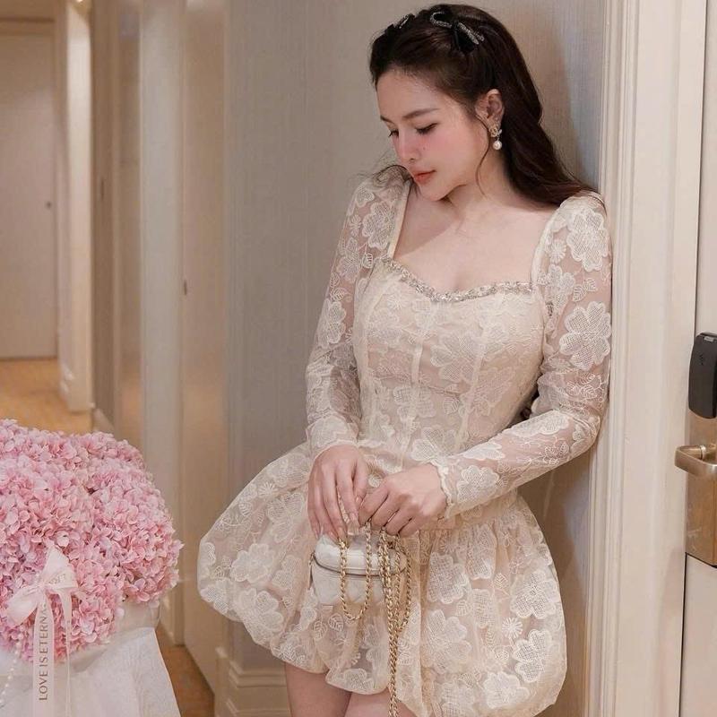  Váy Thiết Kế - Váy Ren Hoa Tay dài chân váy bí đính đá đầm nữ 