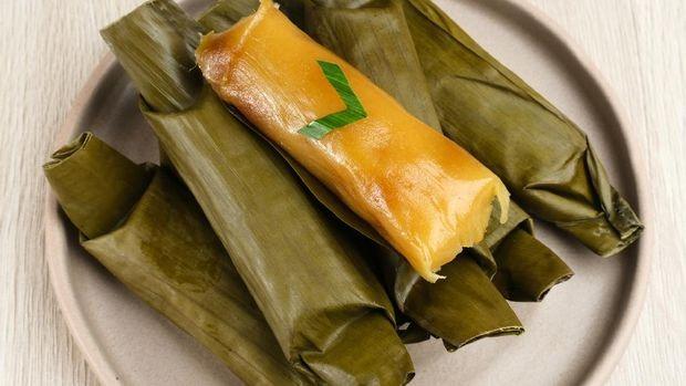 Daun Pisang Segar Pilihan ±500gr Ikat Pembungkus Makanan Alami Ramah Lingkungan Menjaga Aroma Cita Rasa Masakan Tradisional - Plastik