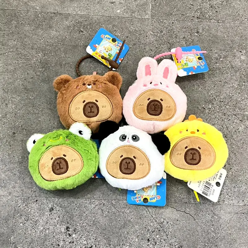 Gantungan Capybara Kostum 3