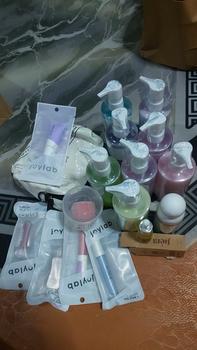 Product Review of [ NEW LAUNCH ] - JOYLAB - Get Gloss 3ml | Lip Tint Super Glazed Lightweight for Shiny Moisturizing Glossy Lips from 黎**🇨 0
