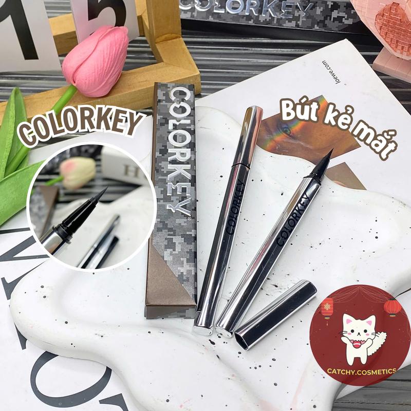 COLORKEY Bút Kẻ Mắt Nước Colorkey Vỏ Đen Floating Color Liquid Eyeliner 0.5ml