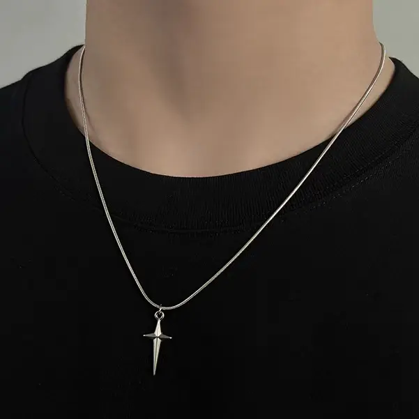 KALUNG TITANIUM LIONTIN NOVA SILVER ELEGAN MEWAH TERBARU AKSESORIES ANTIKARAT PRIA DAN WANITA